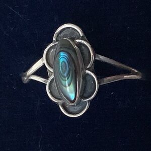 New vintage silver abalone flower ring